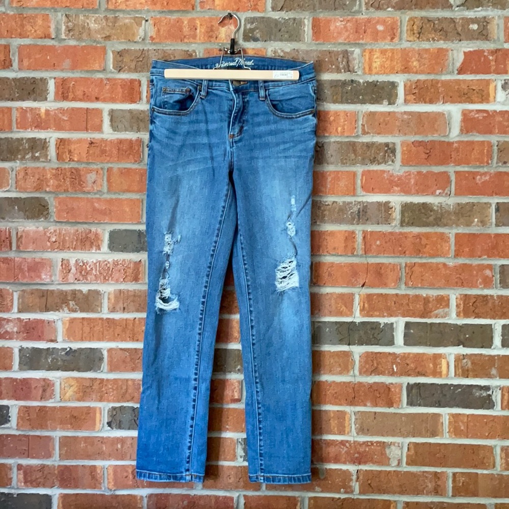 Universal Thread Mid Rise Girlfriend Crop Jeans